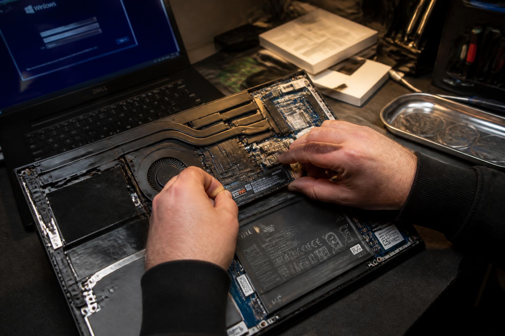 ICT hulp aan huis in Breda: laptop wordt nagekeken